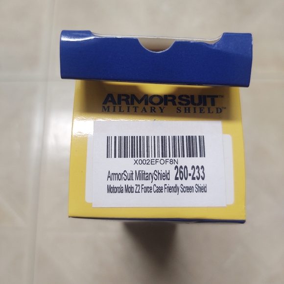 Screen protector for moto Z2 force - Picture 2 of 4